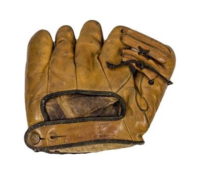 Babe Ruth 1920s Spalding 199 Model Glove